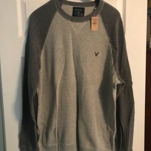 American Eagle Men’s 2X Grey two toned sweater